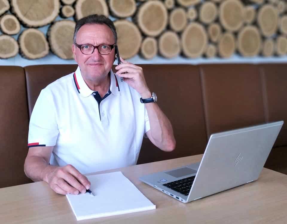 Mediator Peter Huerkamp